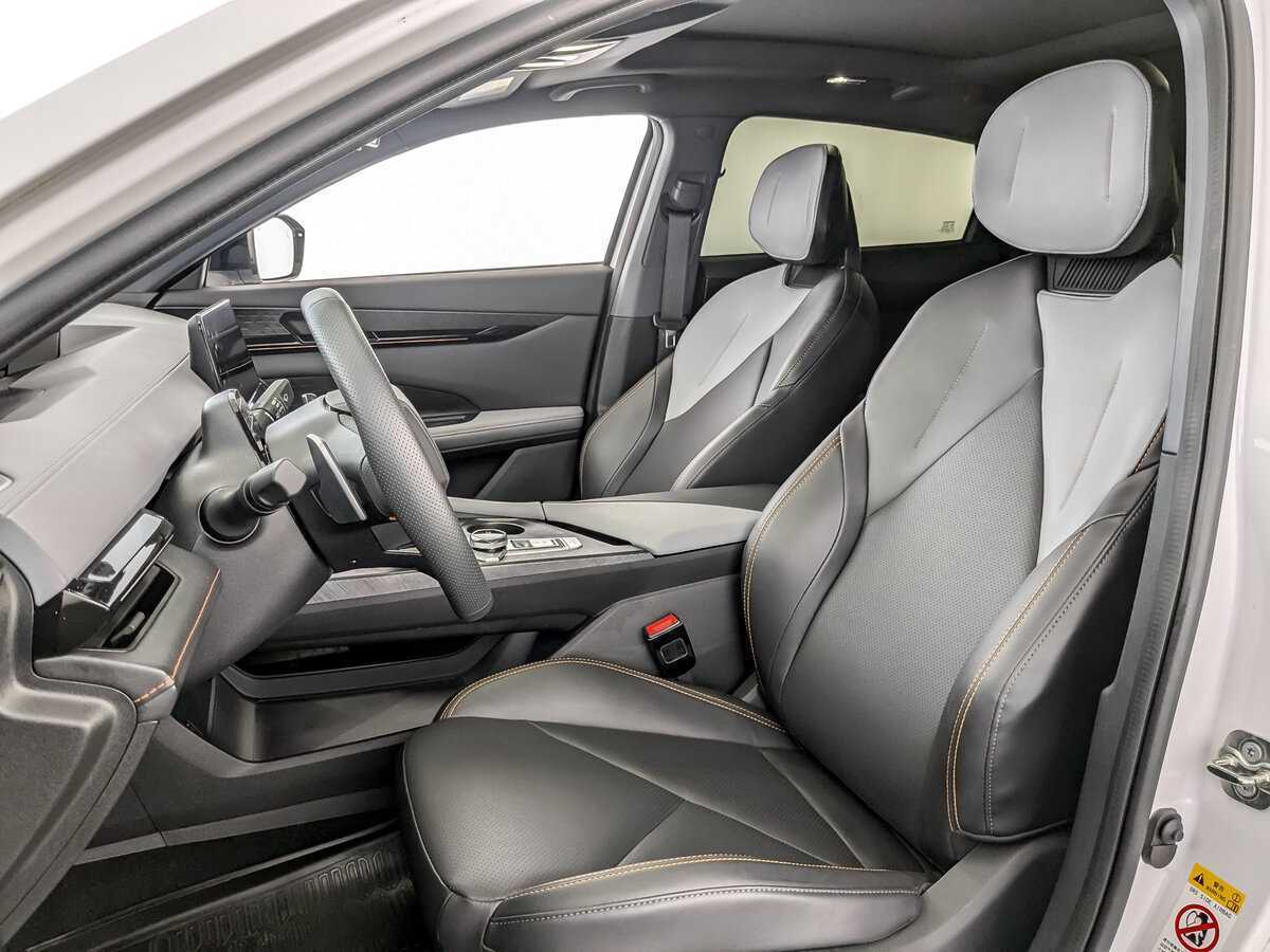 Changan UNI-V б/у, 2023, Роботизированная. Фото: #17