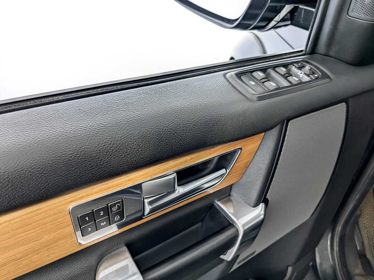 Land Rover Discovery б/у, 2014, Автоматическая. Фото: #26