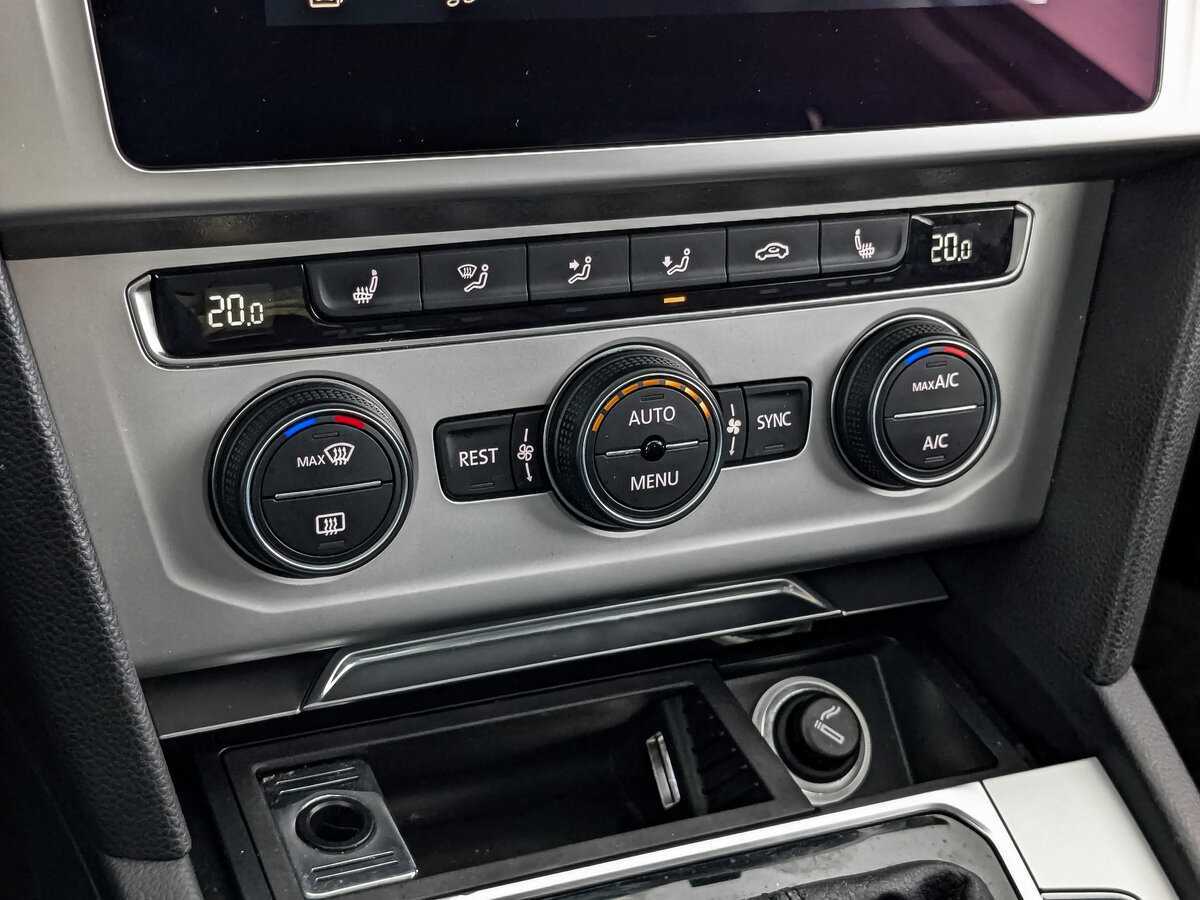 Volkswagen Passat б/у, 2019, Роботизированная. Фото: #20