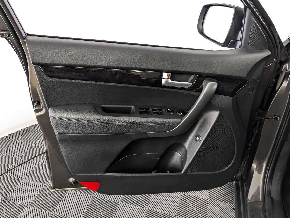 Kia Sorento б/у, 2016, Автоматическая. Фото: #18