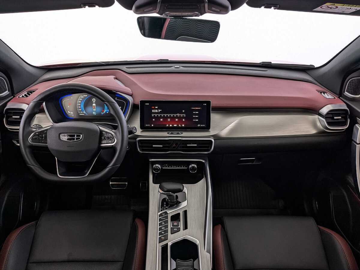 Geely Coolray б/у, 2023, Роботизированная. Фото: #13