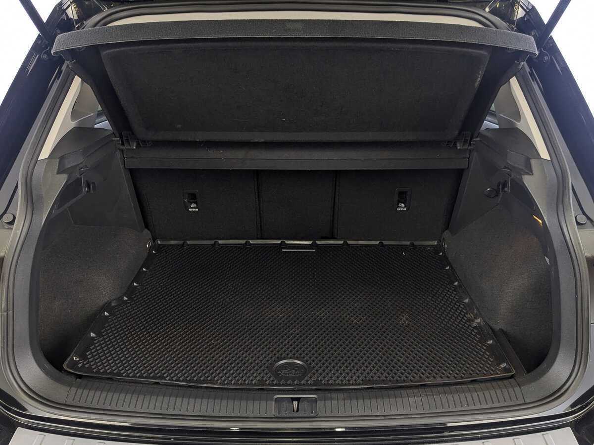 Volkswagen Tiguan б/у, 2021, Роботизированная. Фото: #9