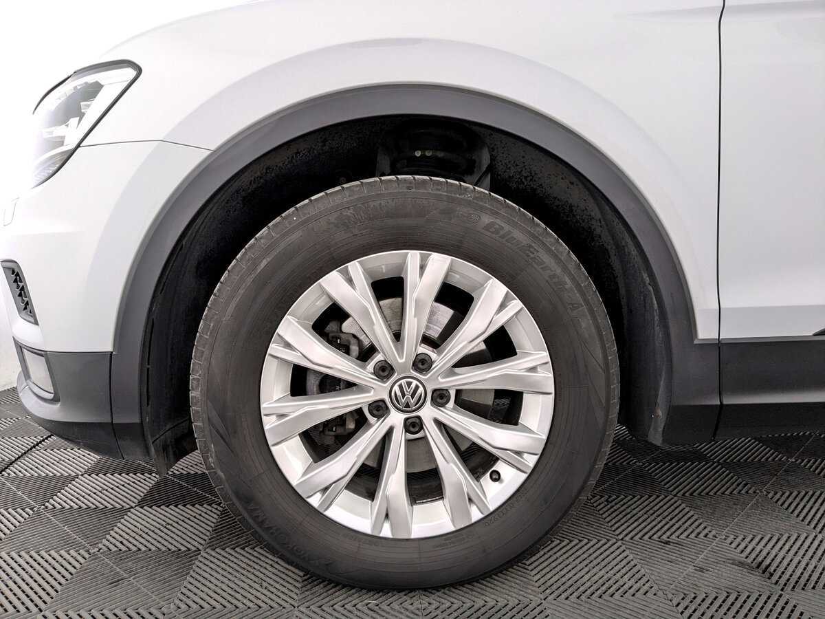 Volkswagen Tiguan б/у, 2020, Роботизированная. Фото: #17