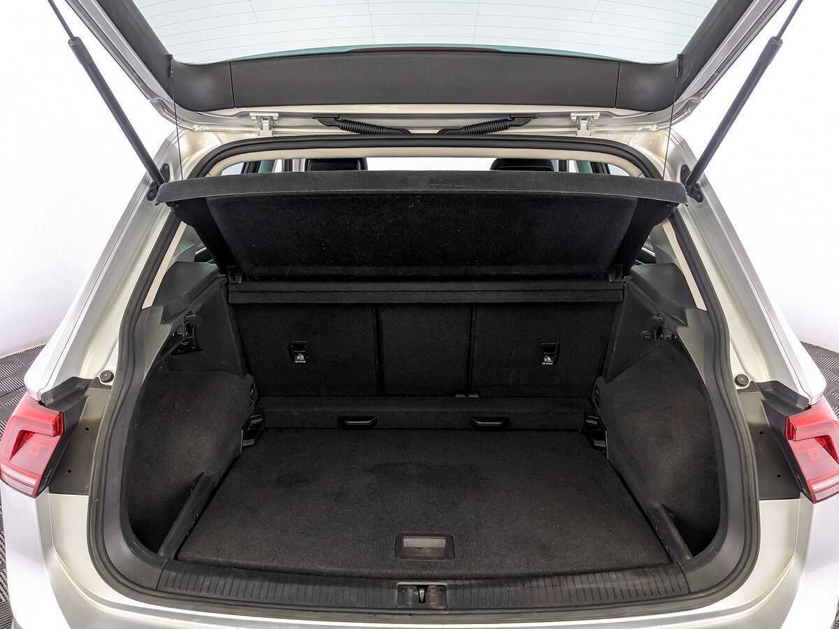 Volkswagen Tiguan б/у, 2017, Роботизированная. Фото: #9