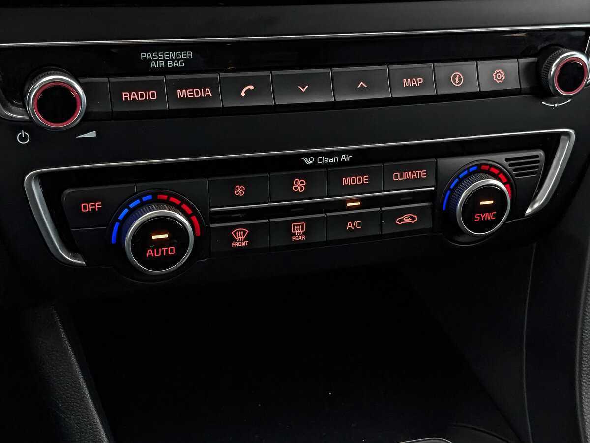 Kia Optima б/у, 2017, Автоматическая. Фото: #25