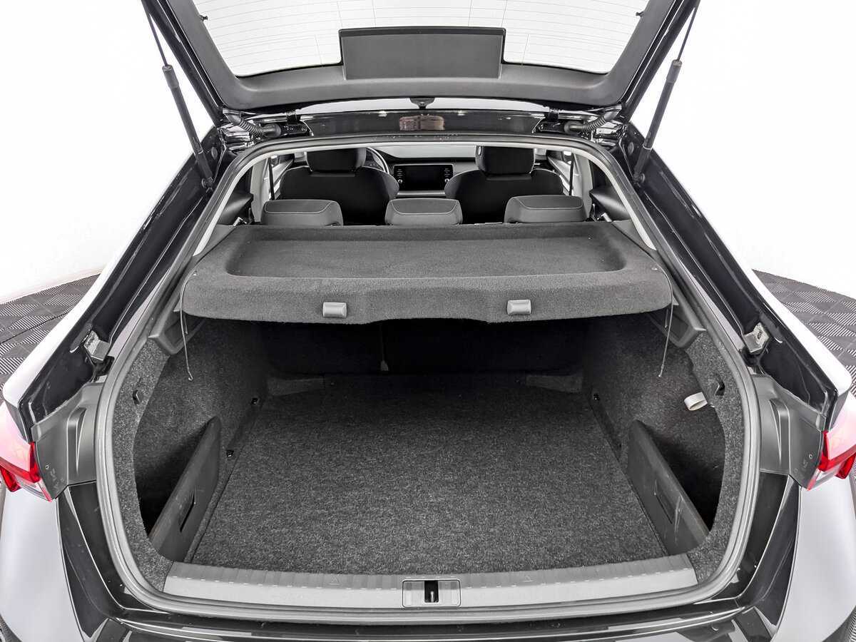 Skoda Octavia б/у, 2021, Механическая. Фото: #9