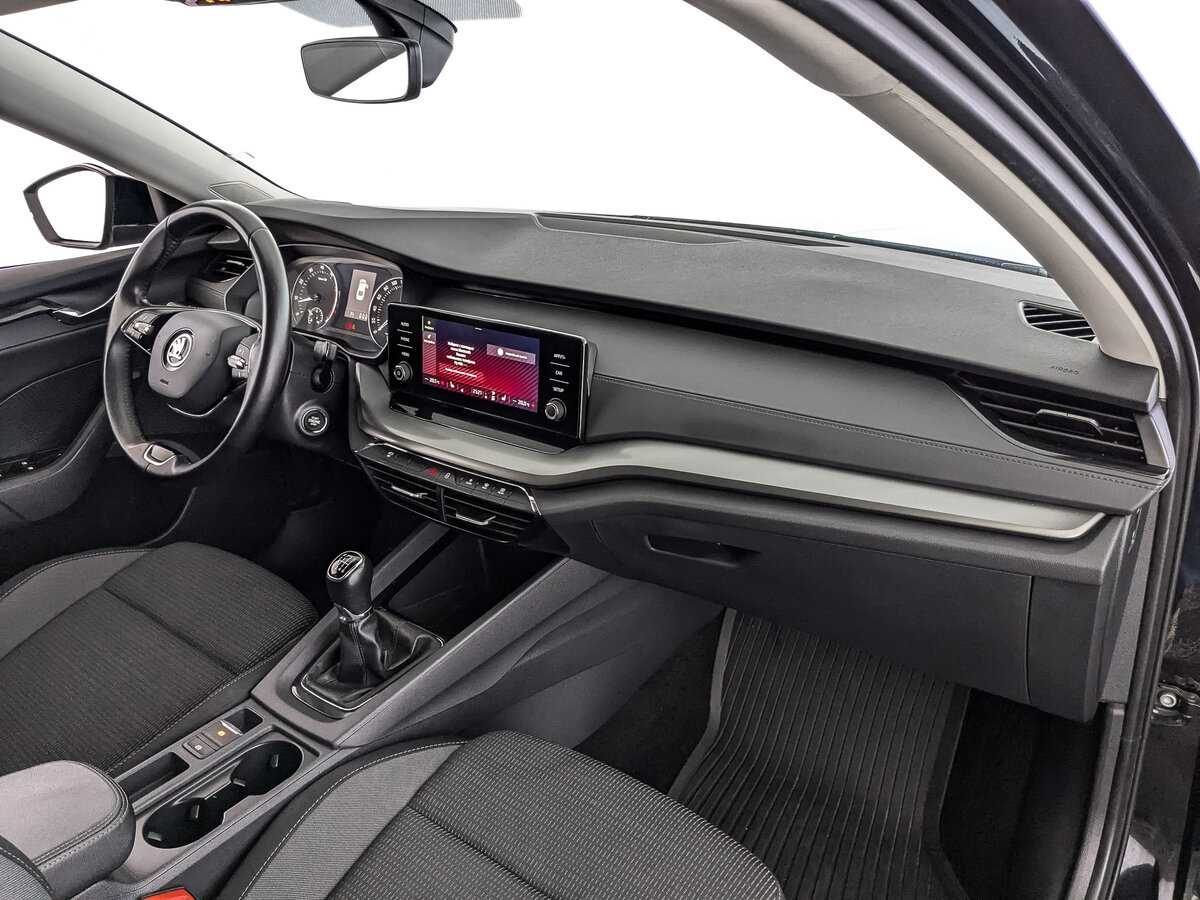 Skoda Octavia б/у, 2021, Механическая. Фото: #10