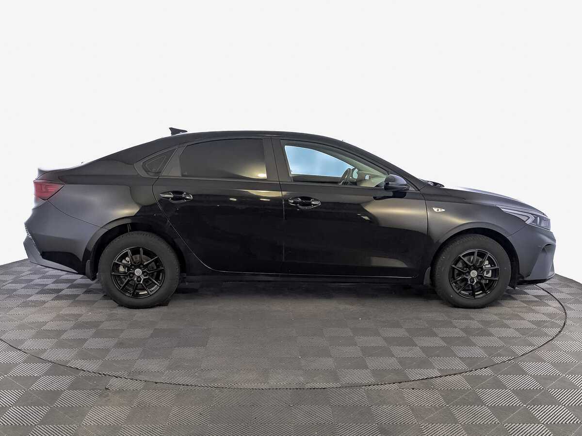 Kia Cerato б/у, 2022, Механическая. Фото: #3
