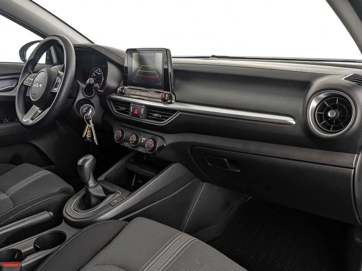Kia Cerato б/у, 2022, Механическая. Фото: #12