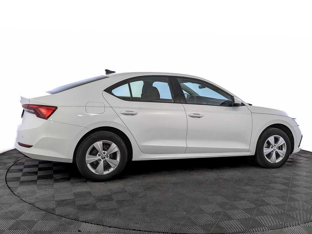 Skoda Octavia б/у, 2021, Автоматическая. Фото: #3