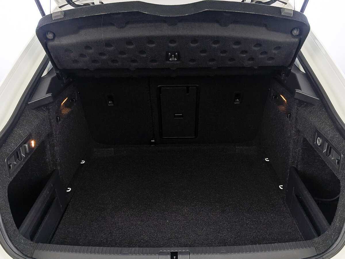 Skoda Superb б/у, 2017, Роботизированная. Фото: #9