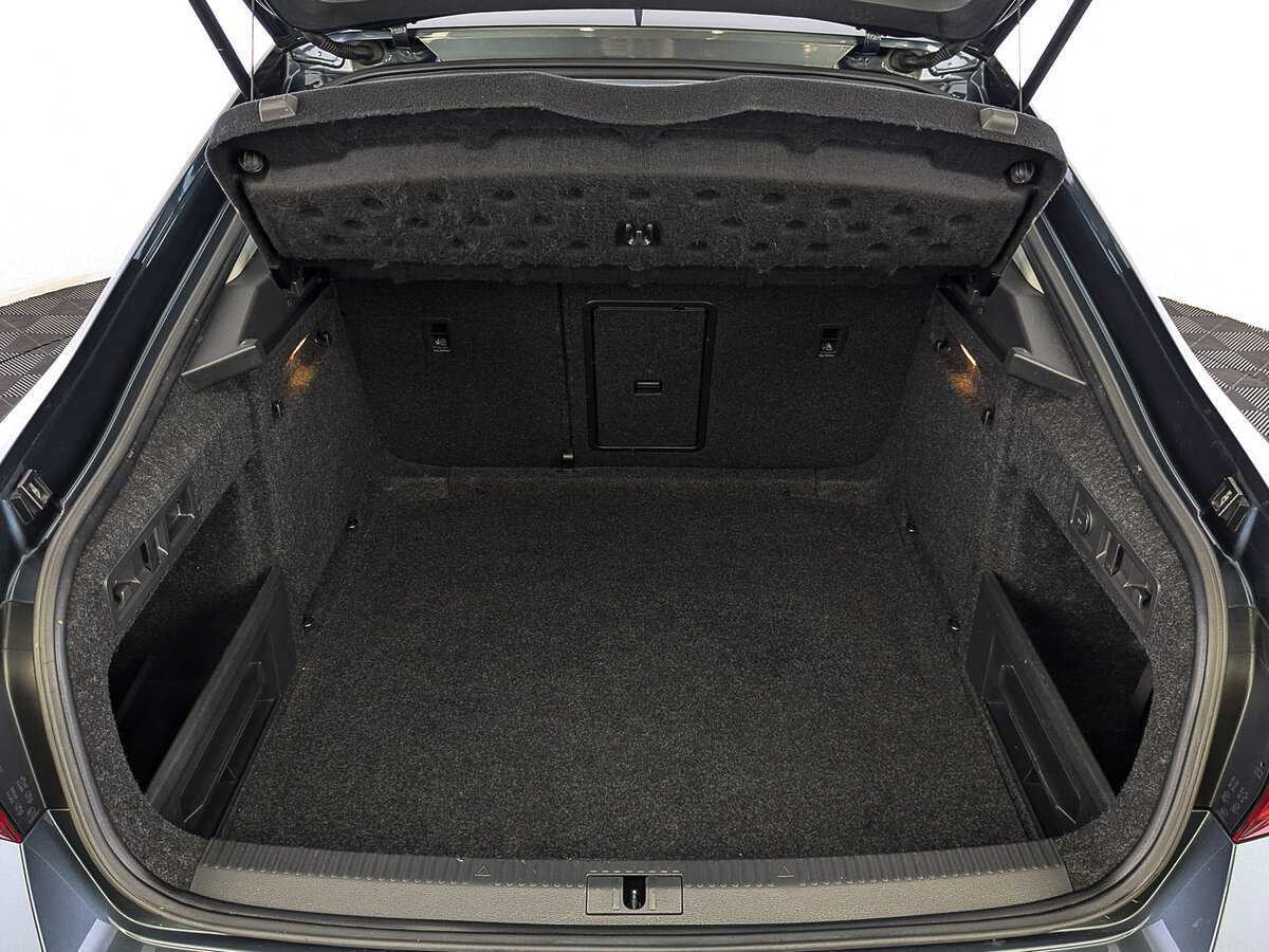 Skoda Superb б/у, 2019, Роботизированная. Фото: #9