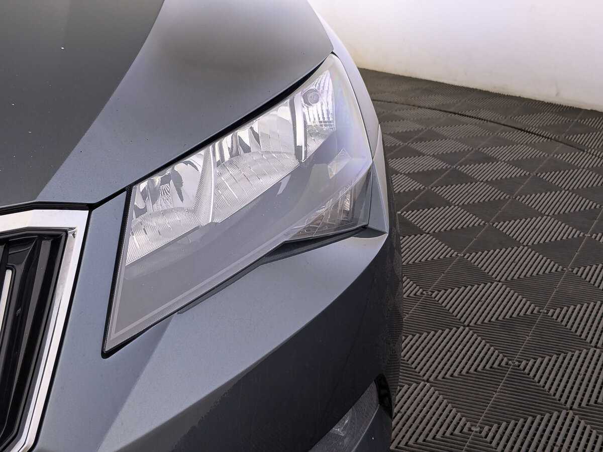 Skoda Superb б/у, 2018, Роботизированная. Фото: #10