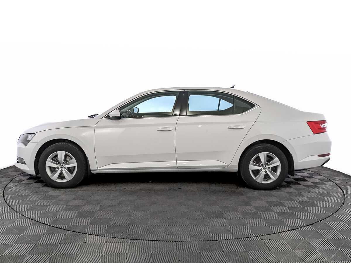 Skoda Superb б/у, 2018, Роботизированная. Фото: #7