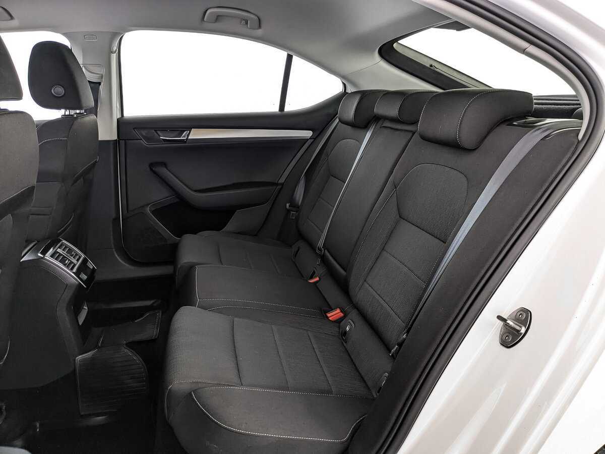 Skoda Superb б/у, 2018, Роботизированная. Фото: #17