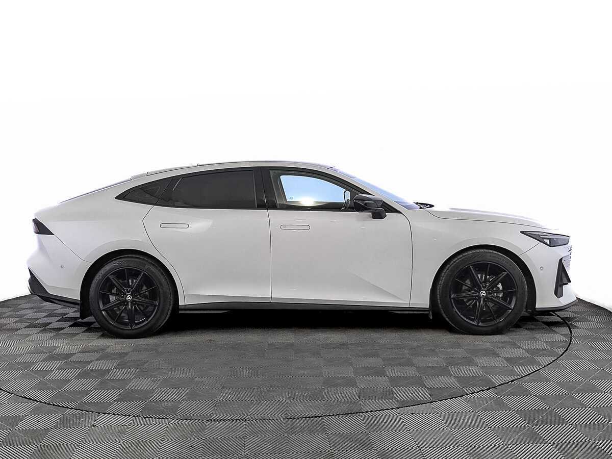 Changan UNI-V б/у, 2023, Роботизированная. Фото: #3