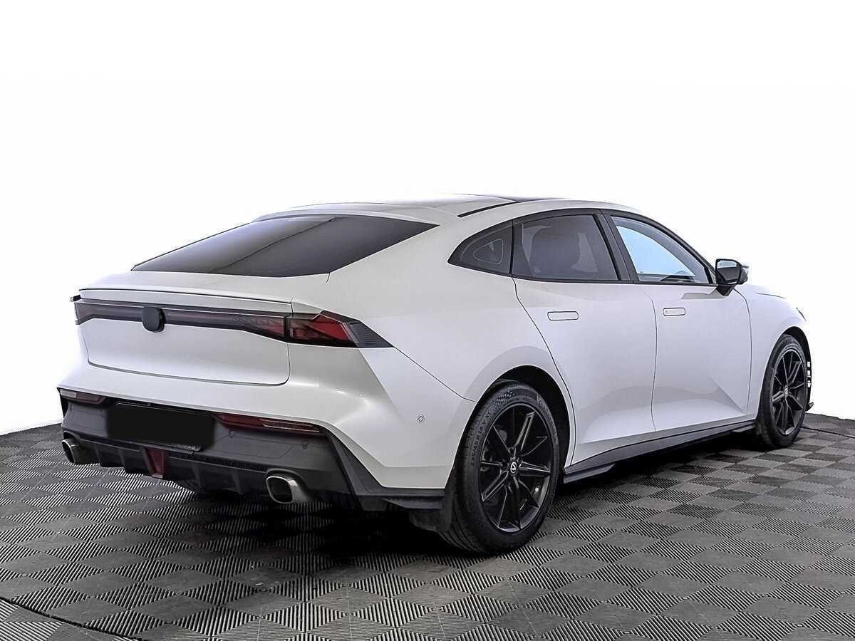 Changan UNI-V б/у, 2023, Роботизированная. Фото: #4