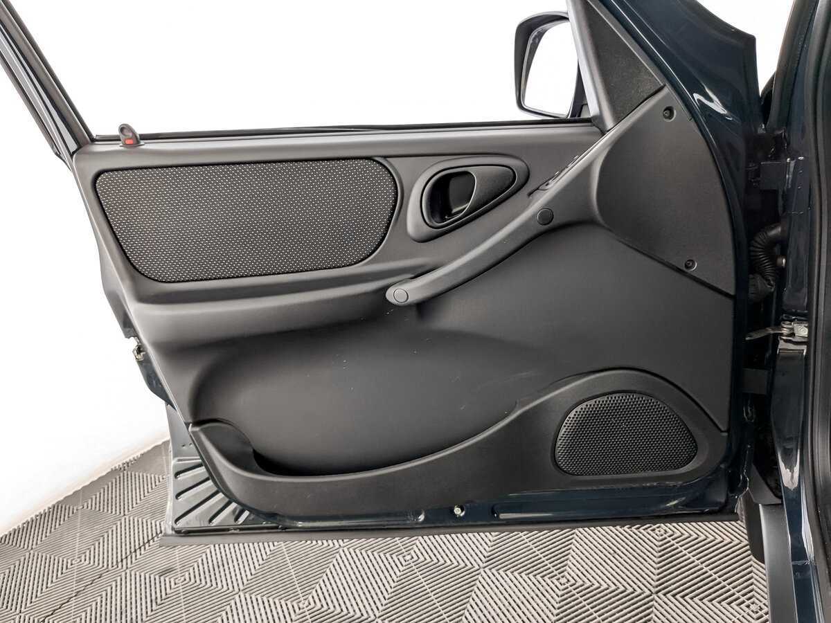 Lada (ВАЗ) Niva б/у, 2023, Механическая. Фото: #16