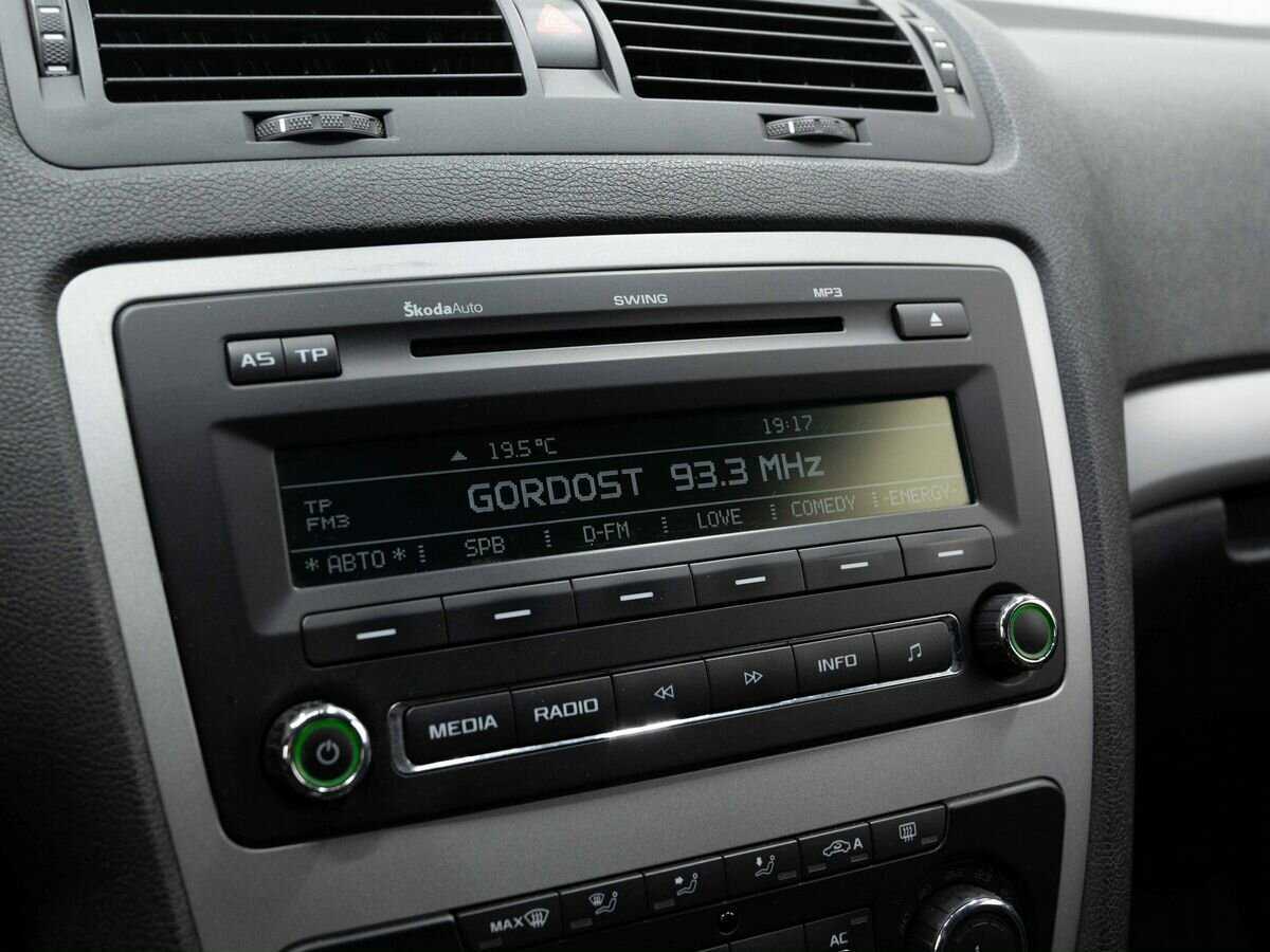 Шкода Октавия б/у, 2012, Механическая. Фото: #18