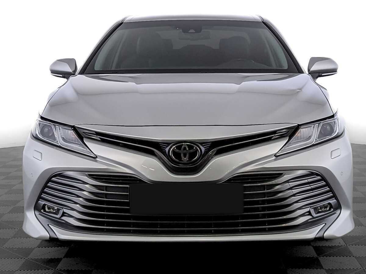 Toyota Camry б/у, 2019, Автоматическая. Фото: #1