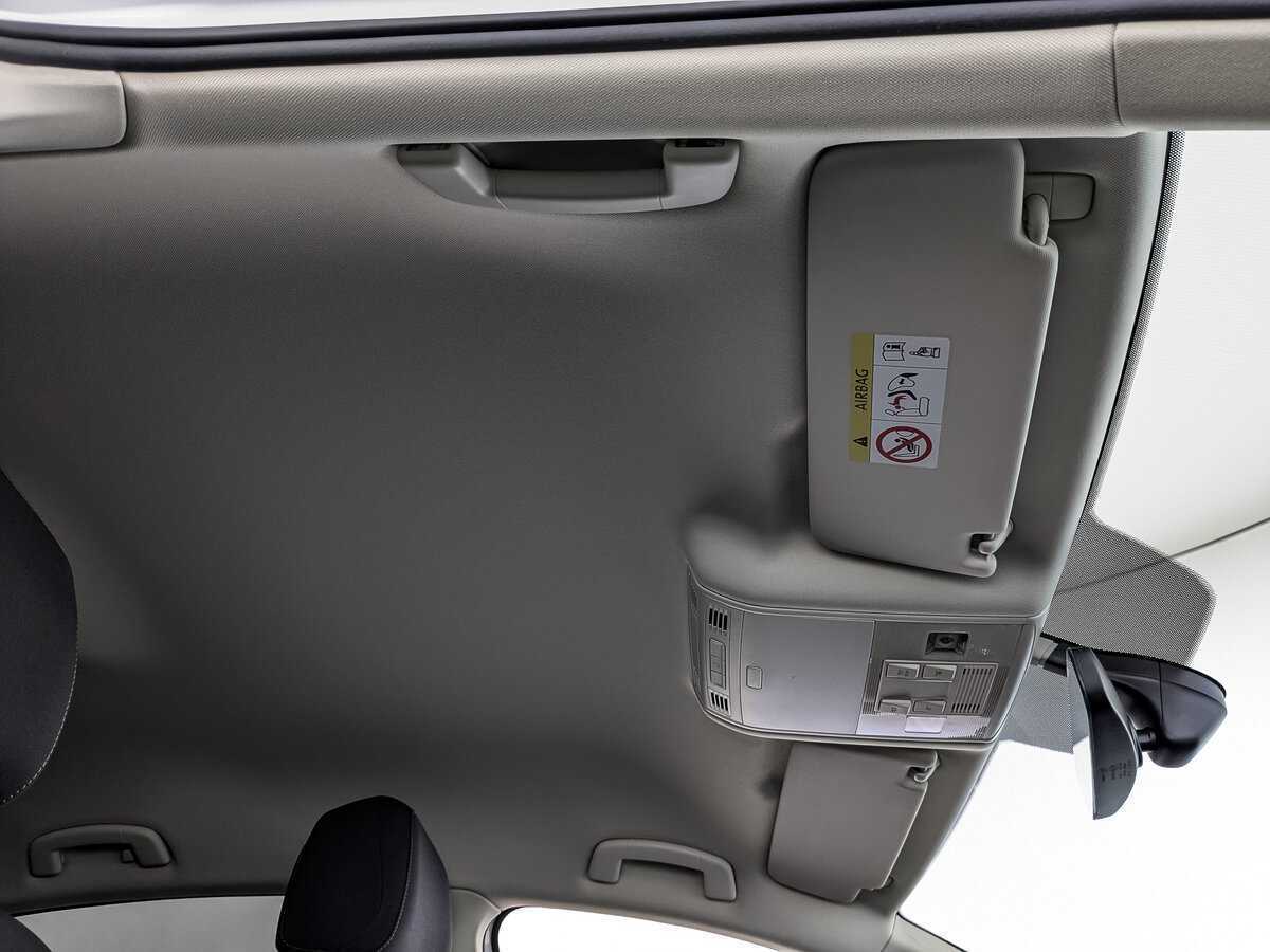 Volkswagen Passat б/у, 2019, Роботизированная. Фото: #22