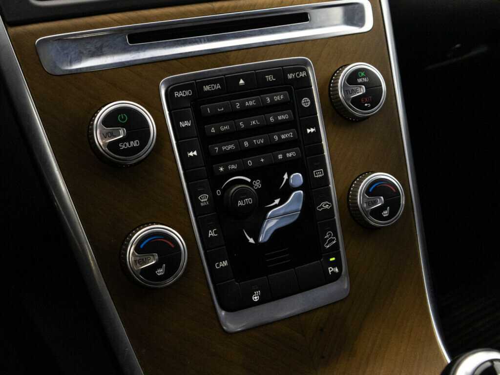 Volvo XC60 б/у, 2014, Автоматическая. Фото: #15