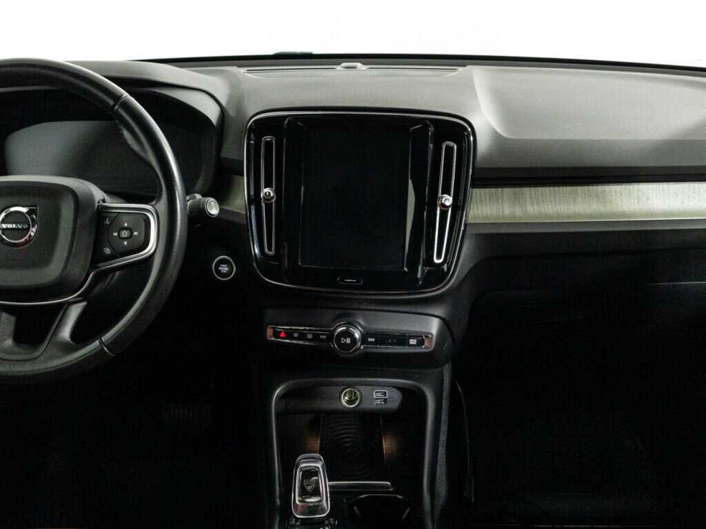 Volvo XC40 б/у, 2018, Автоматическая. Фото: #13