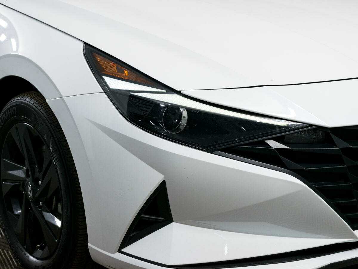 Hyundai Elantra б/у, 2021, Автоматическая. Фото: #17
