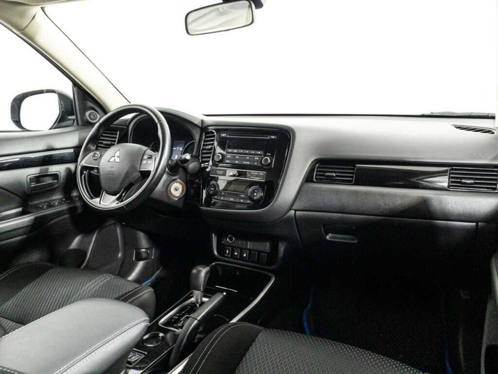 Mitsubishi Outlander б/у, 2019, Вариатор. Фото: #8