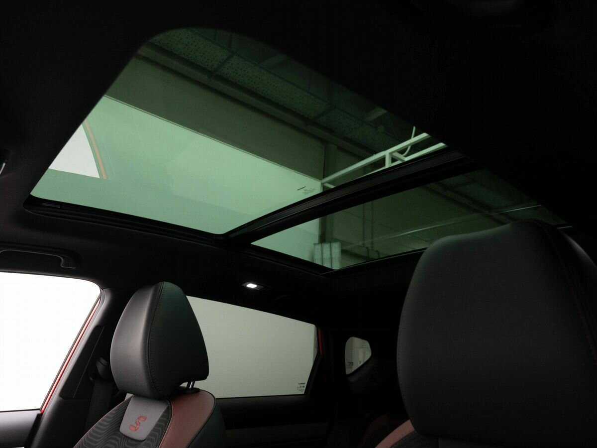 Geely Coolray б/у, 2023, Роботизированная. Фото: #19