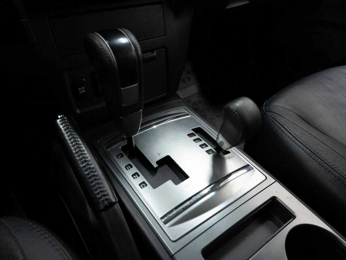Mitsubishi Pajero б/у, 2013, Автоматическая. Фото: #21