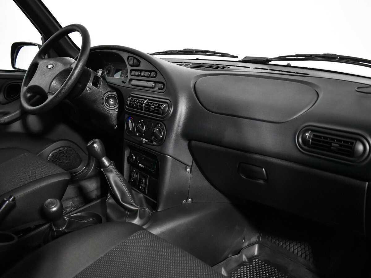 Lada (ВАЗ) Niva б/у, 2023, Механическая. Фото: #8