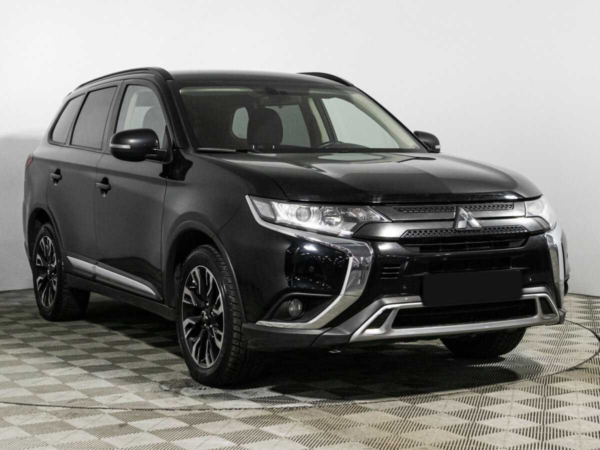 Mitsubishi Outlander б/у, 2021, Вариатор. Фото: #2