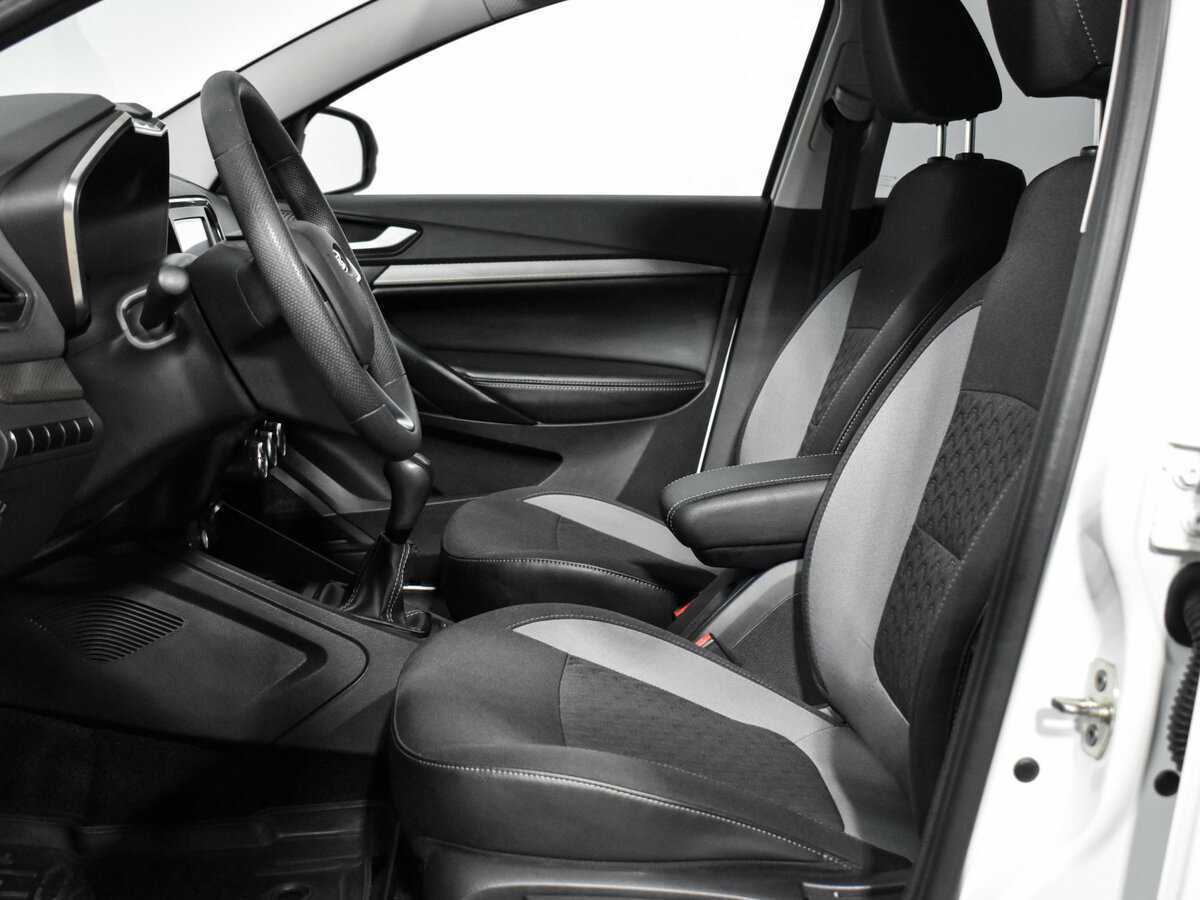 Lada (ВАЗ) Vesta б/у, 2023, Механическая. Фото: #9