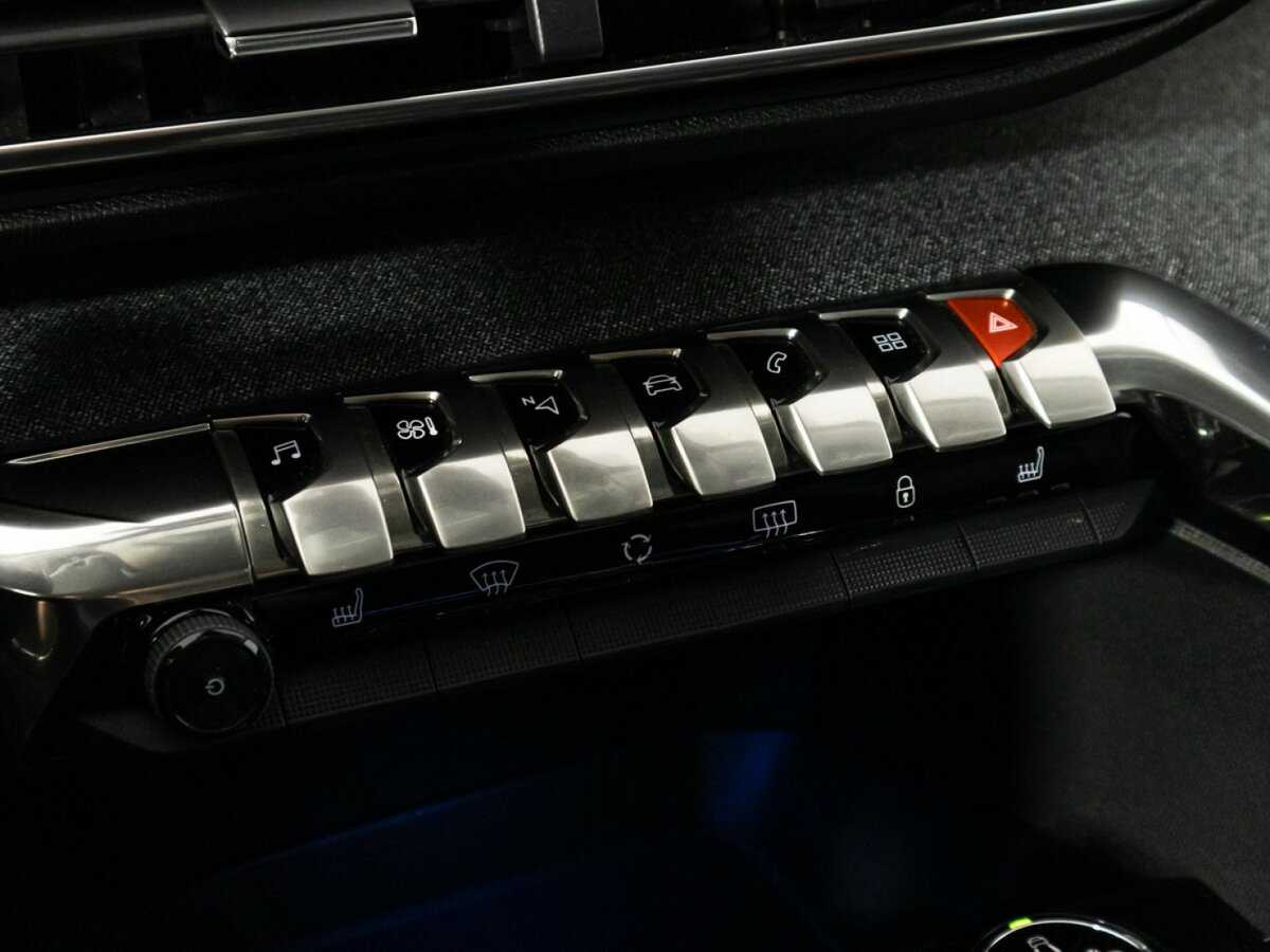 Peugeot 3008 б/у, 2017, Автоматическая. Фото: #17