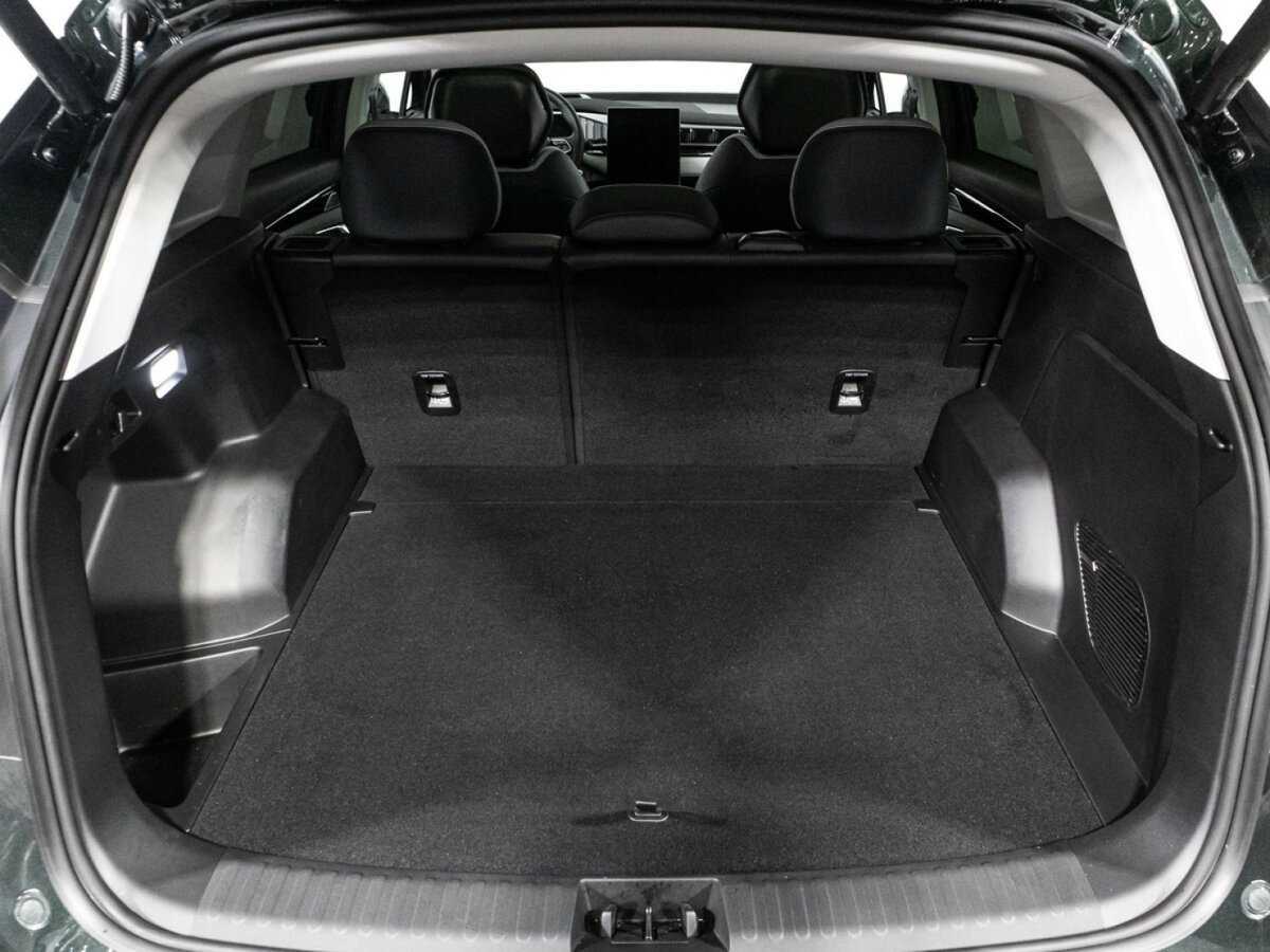 Geely Atlas б/у, 2024, Роботизированная. Фото: #14