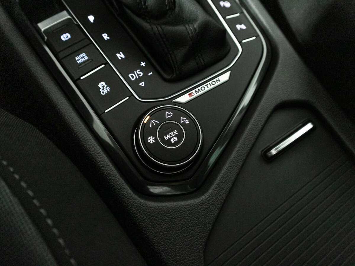 Volkswagen Tiguan б/у, 2017, Роботизированная. Фото: #17