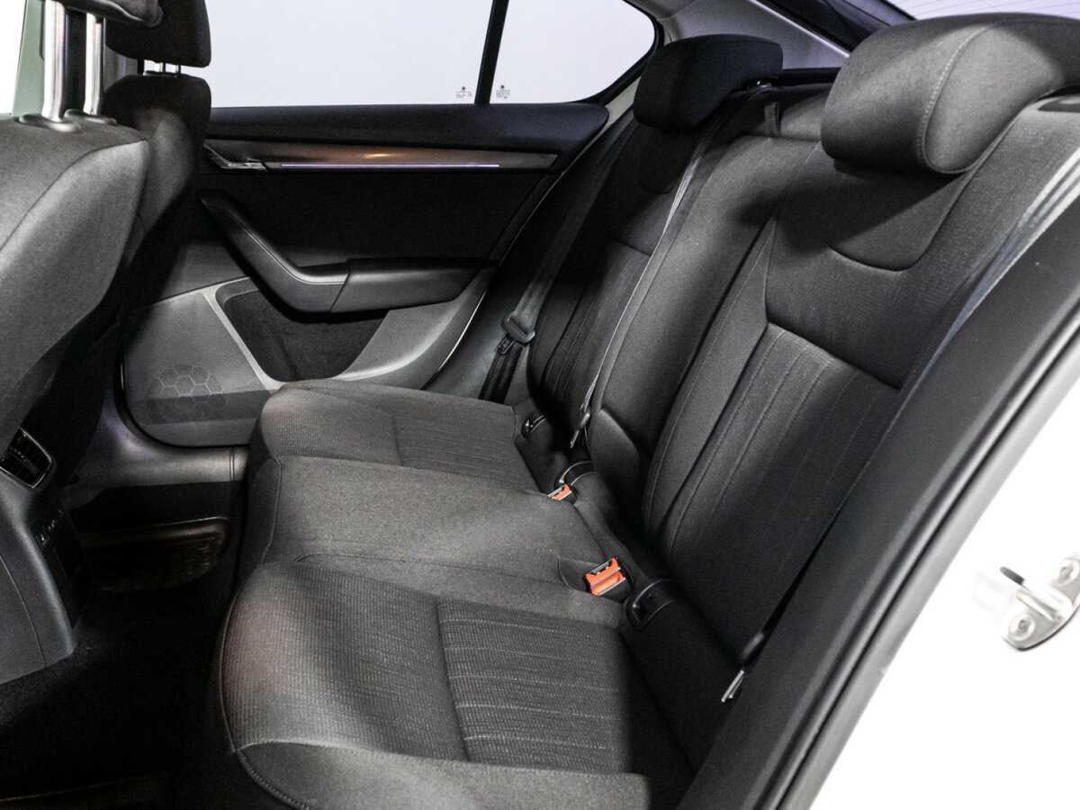 Skoda Octavia б/у, 2017, Роботизированная. Фото: #9