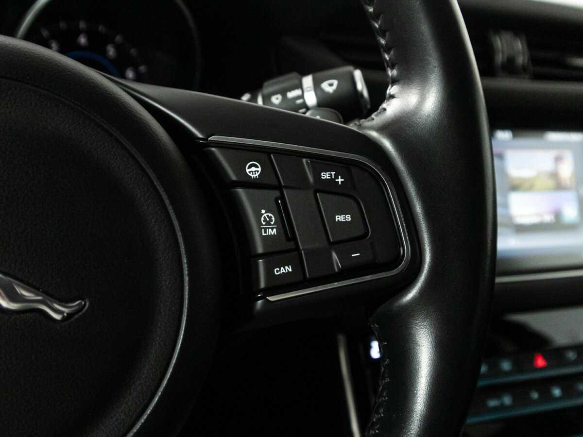 Jaguar XF б/у, 2016, Автоматическая. Фото: #23