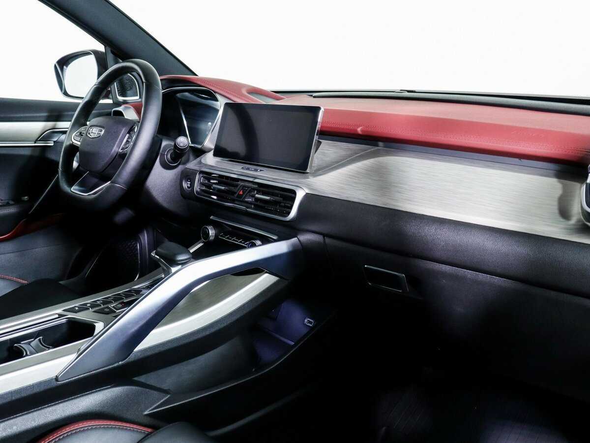 Geely Coolray б/у, 2023, Роботизированная. Фото: #8