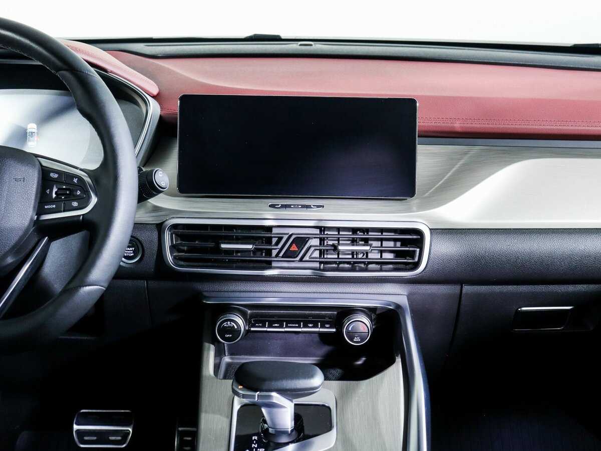 Geely Coolray б/у, 2023, Роботизированная. Фото: #12