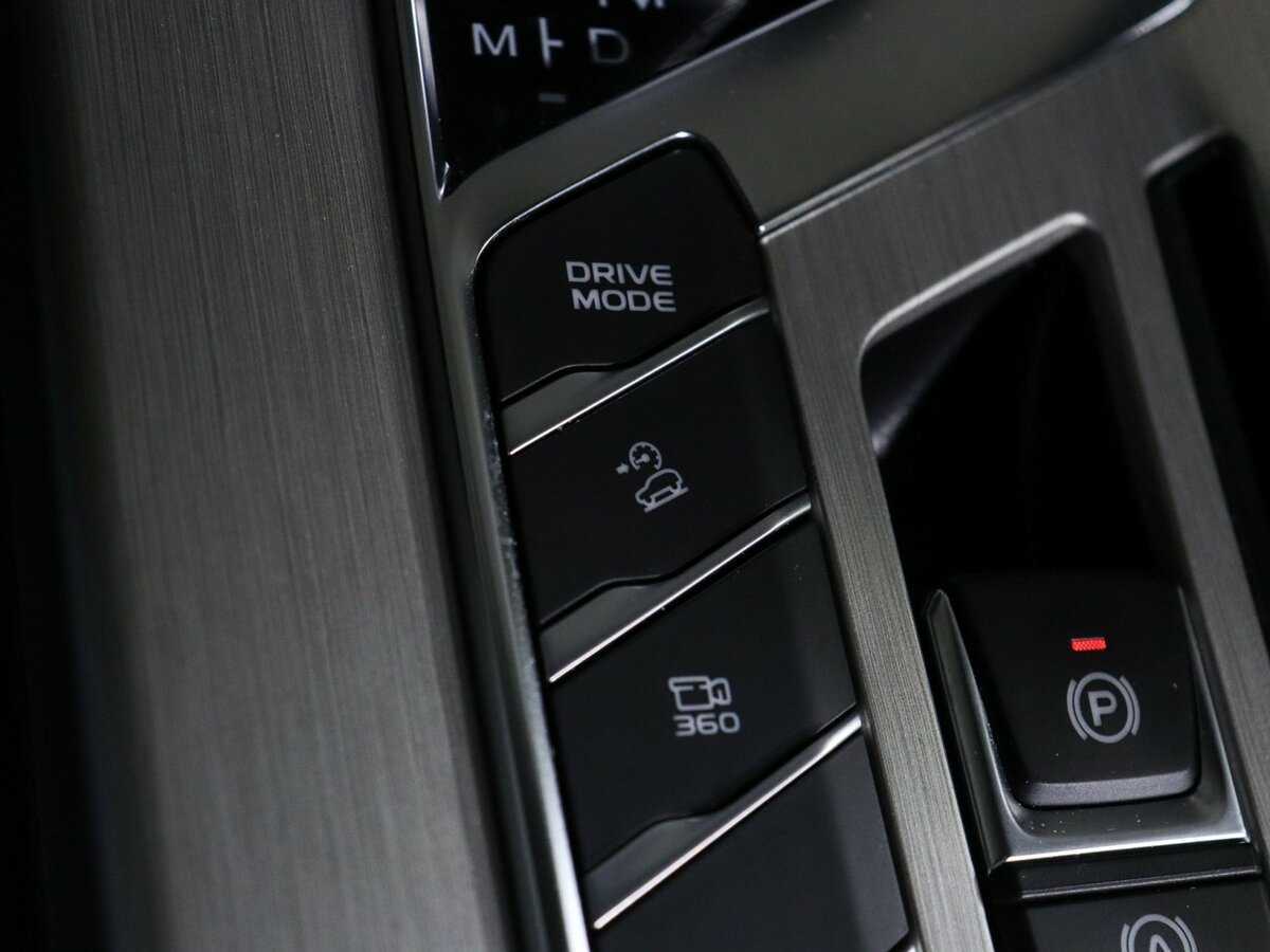 Geely Coolray б/у, 2023, Роботизированная. Фото: #14