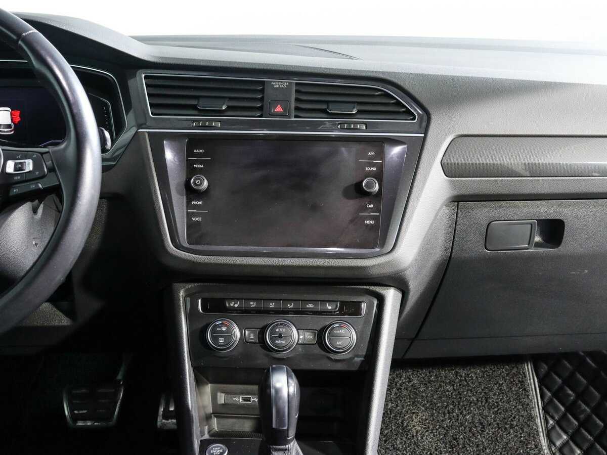 Volkswagen Tiguan б/у, 2020, Роботизированная. Фото: #9