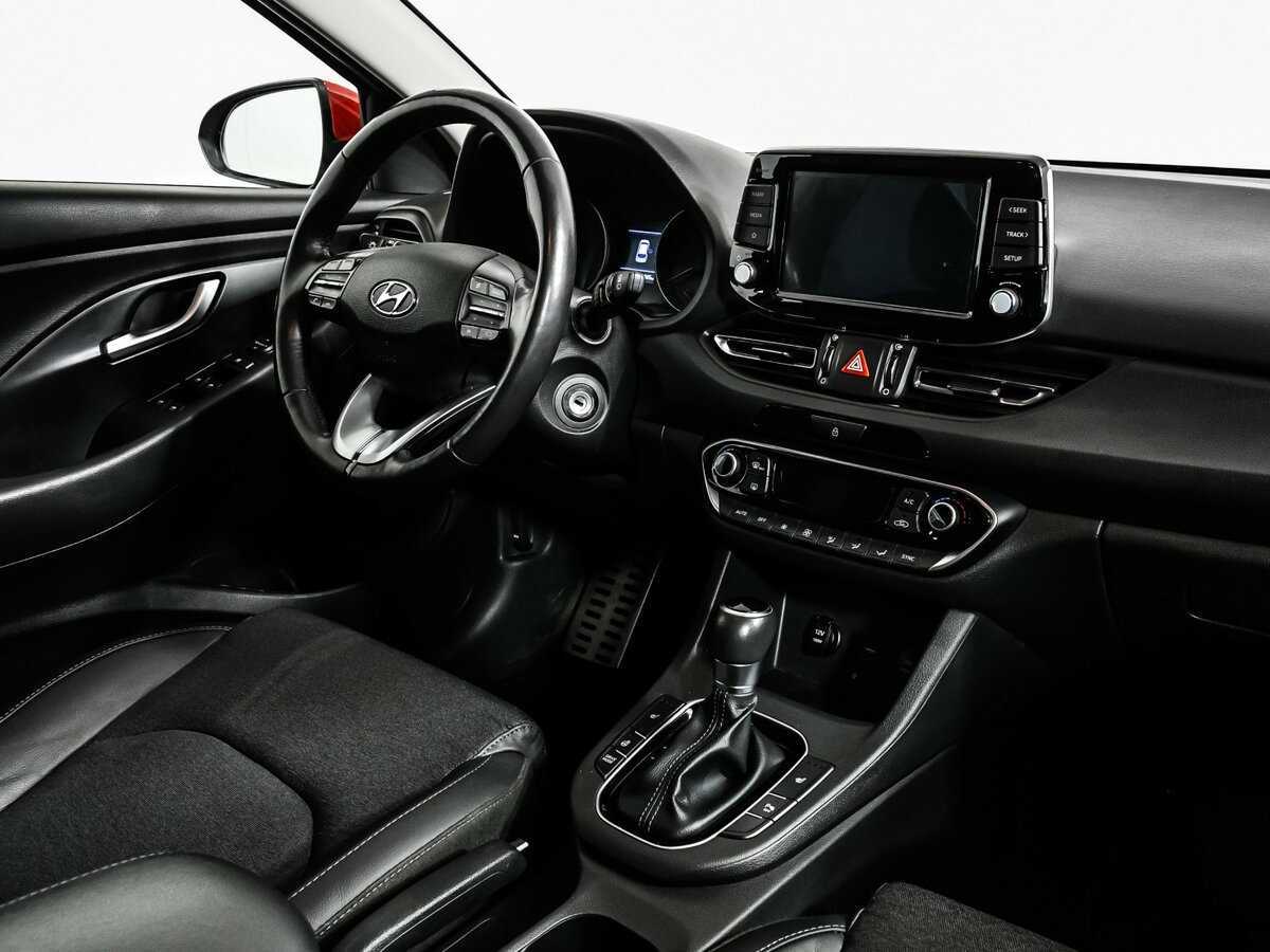 Hyundai i30 б/у, 2022, Автоматическая. Фото: #8