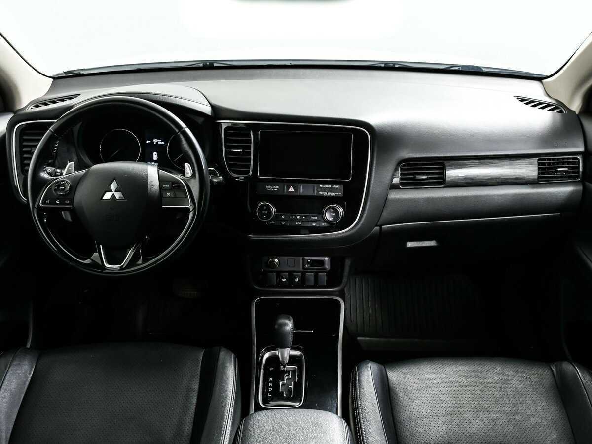 Mitsubishi Outlander б/у, 2017, Вариатор. Фото: #10