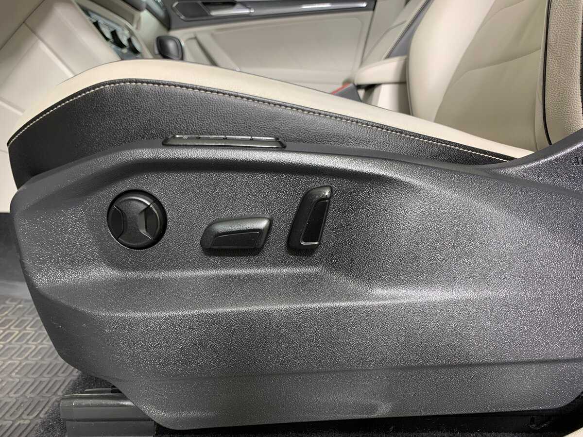 Volkswagen Tiguan б/у, 2017, Роботизированная. Фото: #16