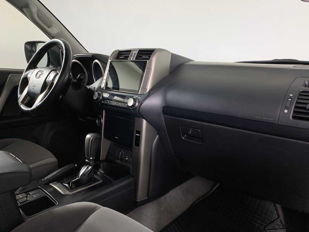 Toyota Land Cruiser Prado б/у, 2012, Автоматическая. Фото: #10