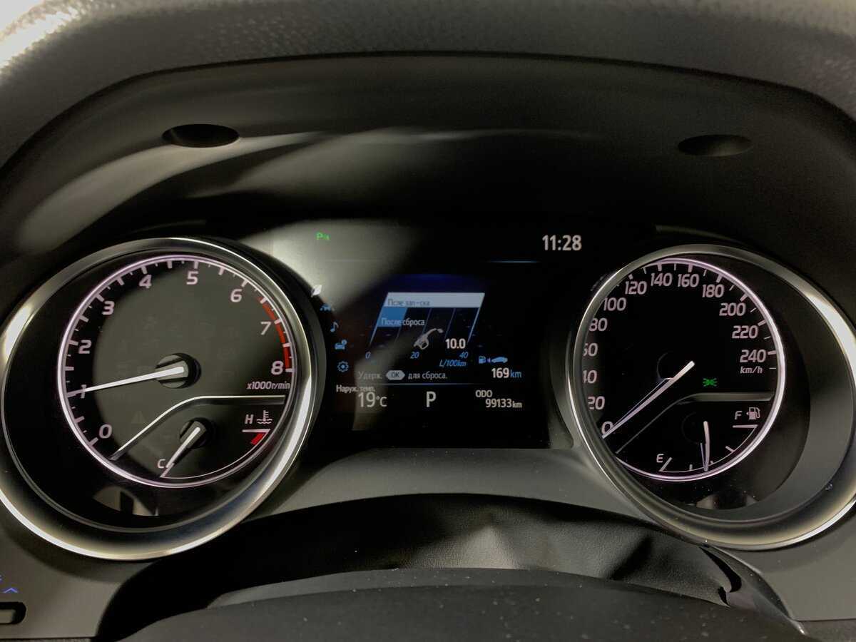 Toyota Camry б/у, 2020, Автоматическая. Фото: #14