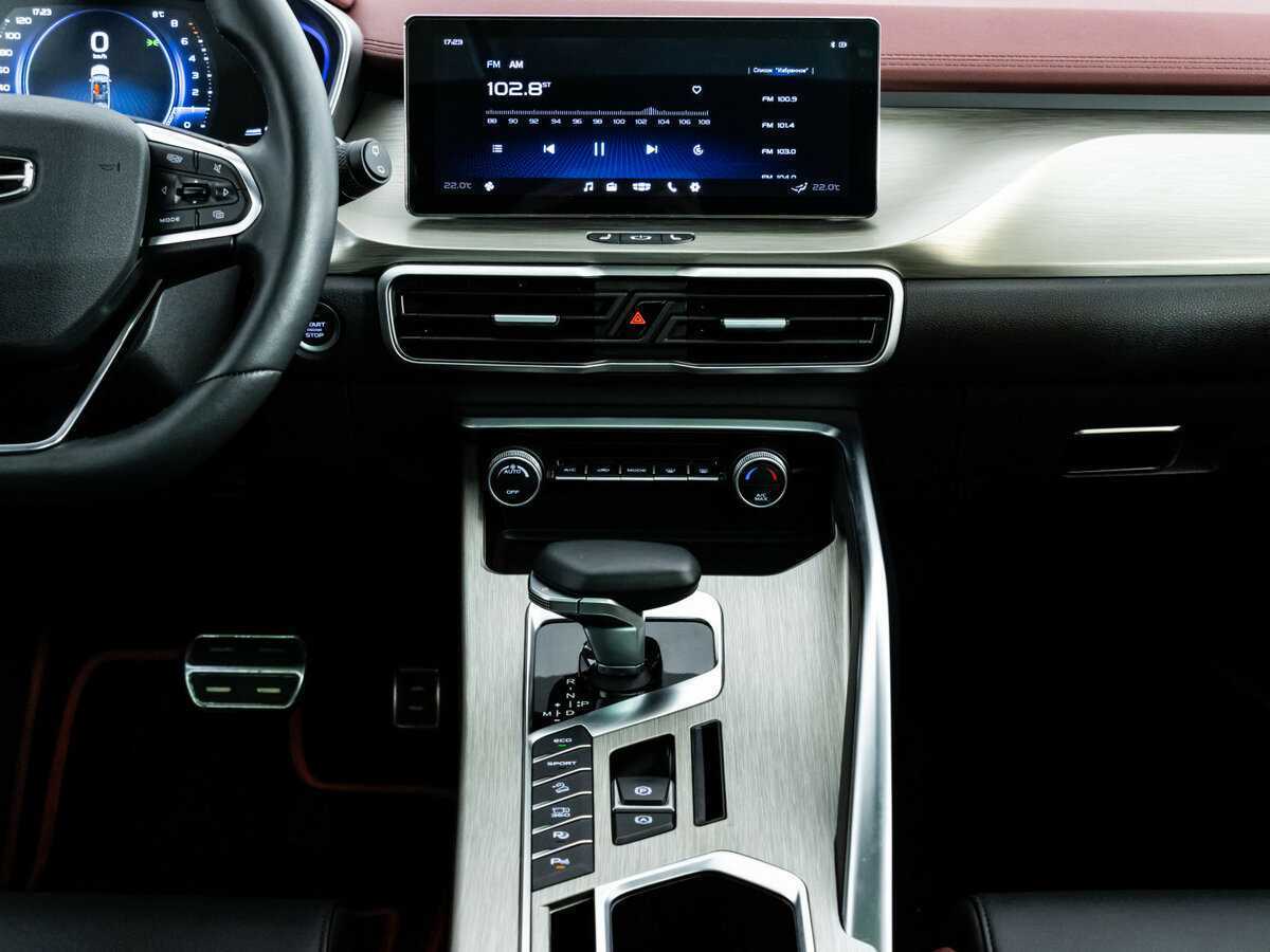 Geely Coolray б/у, 2023, Роботизированная. Фото: #8