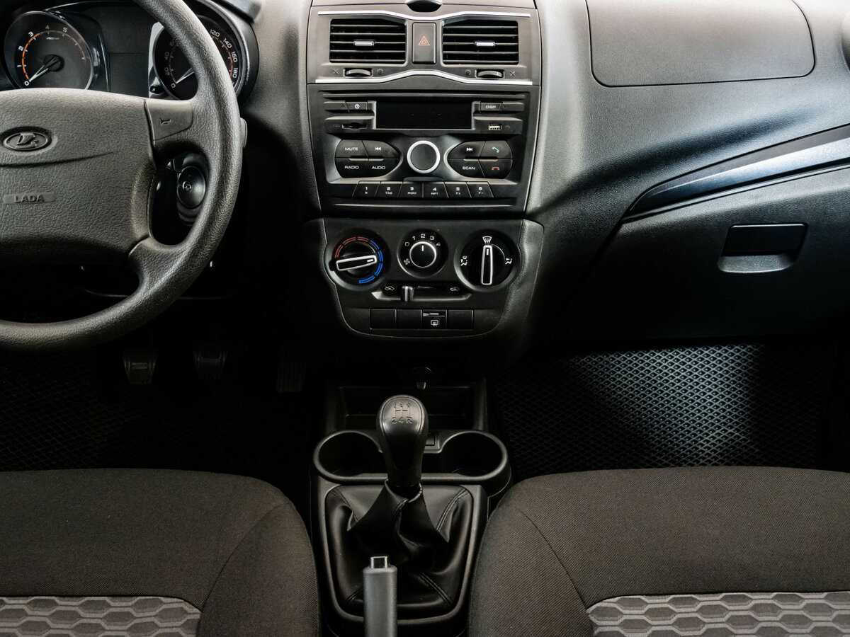 Lada (ВАЗ) Granta б/у, 2023, Механическая. Фото: #9